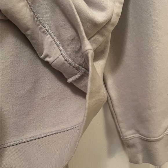 Nike Men's Quarter Zip Pullover - Picture 6 of 8